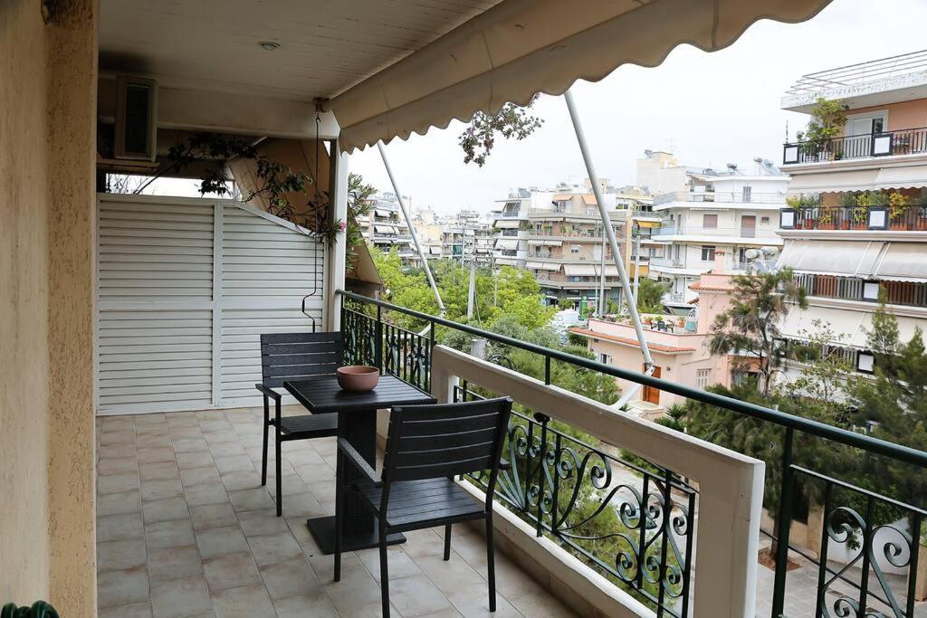 Charming Apartment Near Center Atene Esterno foto